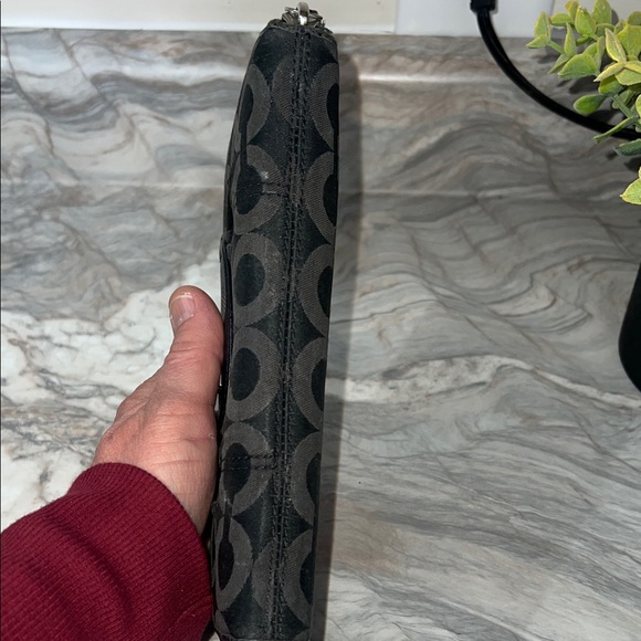 Coach Black Signature Double Zip Wallet with Coach Plaque - Picture 4 of 5